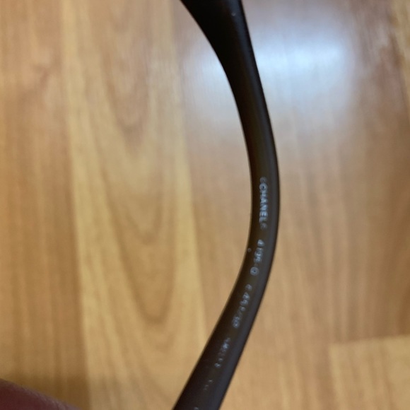 Chanel sunglasses, used condition, silver . - Picture 8 of 14